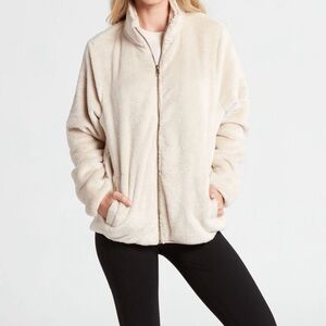 Volcom PHEELIN PHUZZY ZIP UP SOFT JACKET Women’s Size Medium Color: Bone